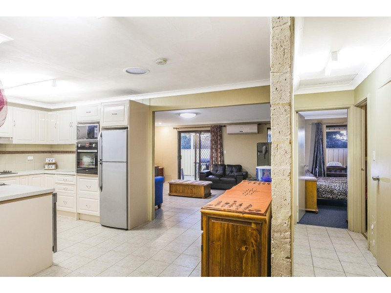 14 Lynda Crescent, Cooloongup WA 6168