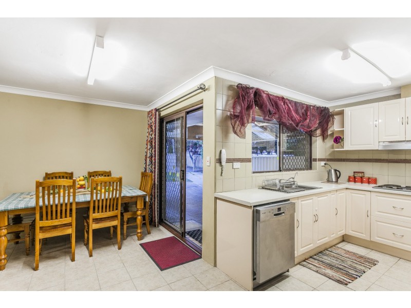 14 Lynda Crescent, Cooloongup WA 6168