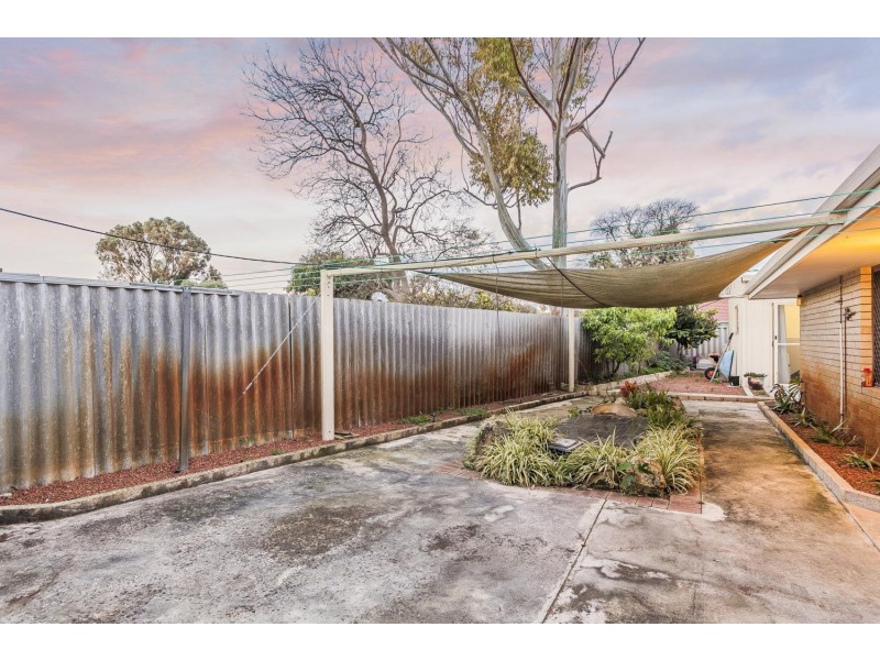 14 Lynda Crescent, Cooloongup WA 6168