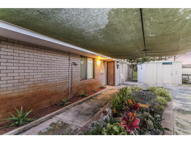 14 Lynda Crescent, Cooloongup WA 6168