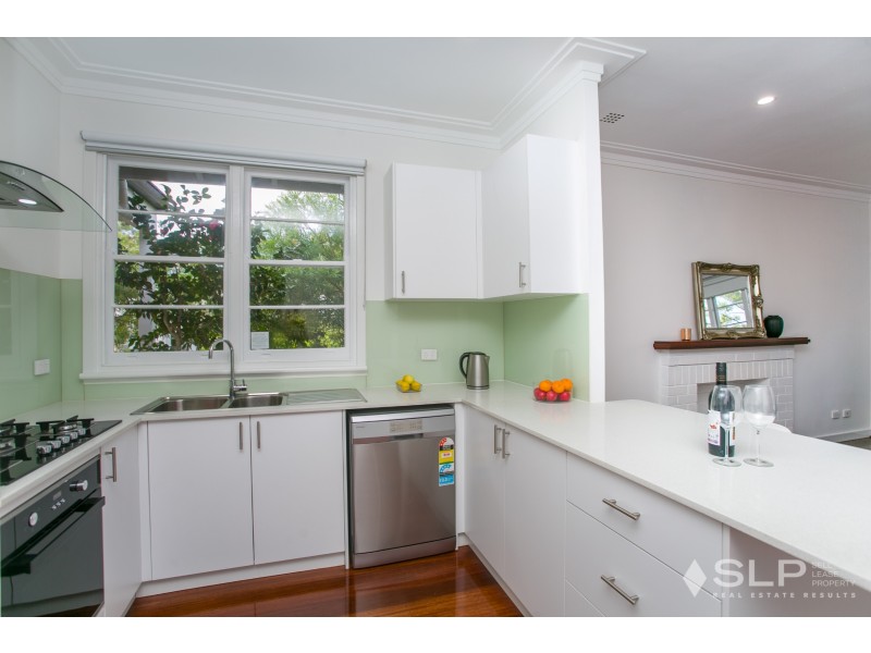 6 Harwood Street, Hilton WA 6163