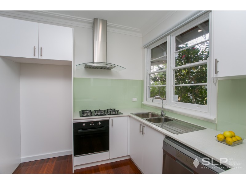 6 Harwood Street, Hilton WA 6163