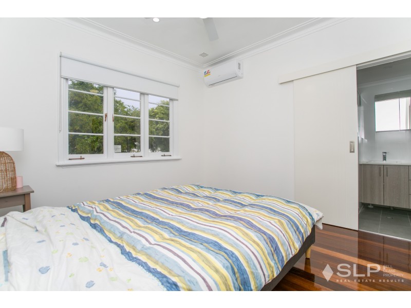 6 Harwood Street, Hilton WA 6163