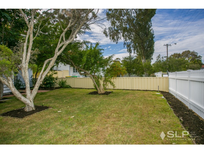 6 Harwood Street, Hilton WA 6163