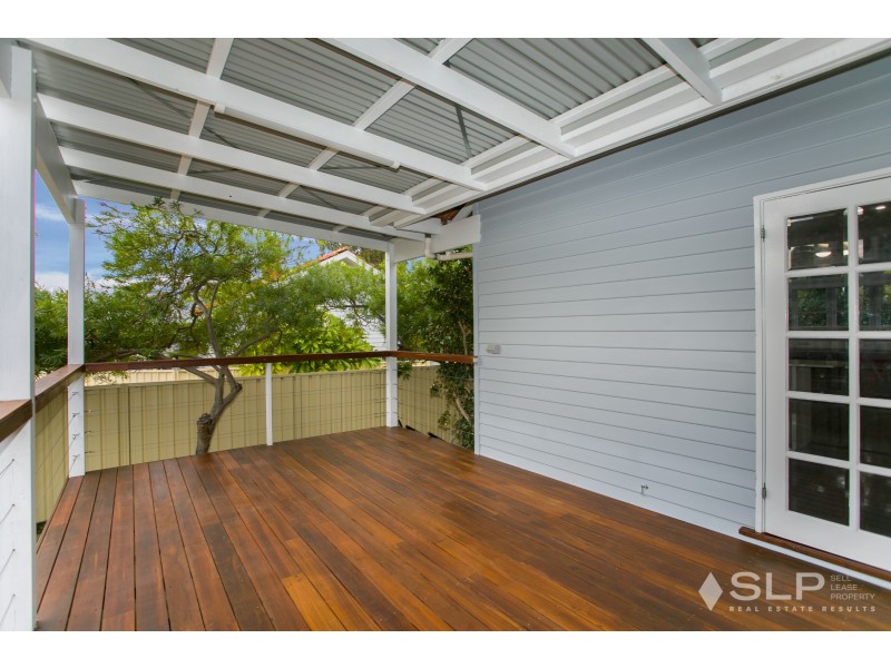 6 Harwood Street, Hilton WA 6163