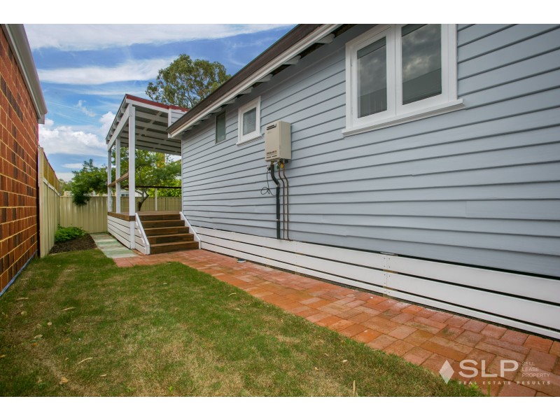 6 Harwood Street, Hilton WA 6163