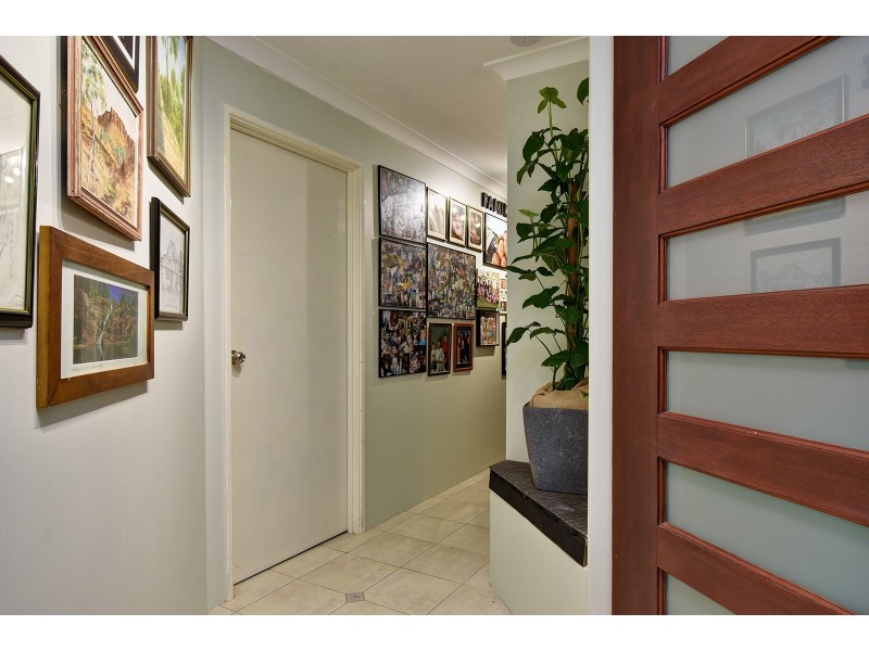 82 Viridian Drive, Banksia Grove WA 6031