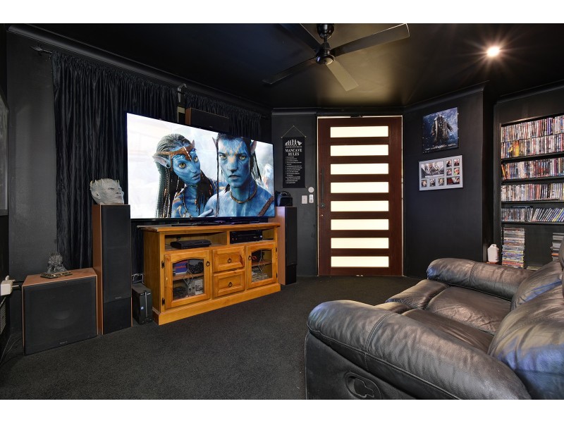 82 Viridian Drive, Banksia Grove WA 6031