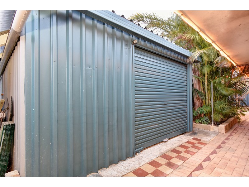 82 Viridian Drive, Banksia Grove WA 6031