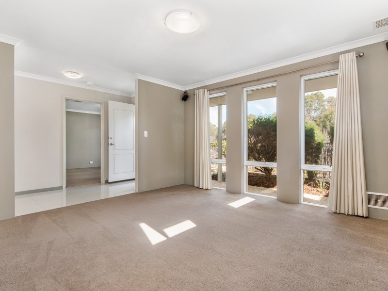 82 Price Parkway, Bertram WA 6167