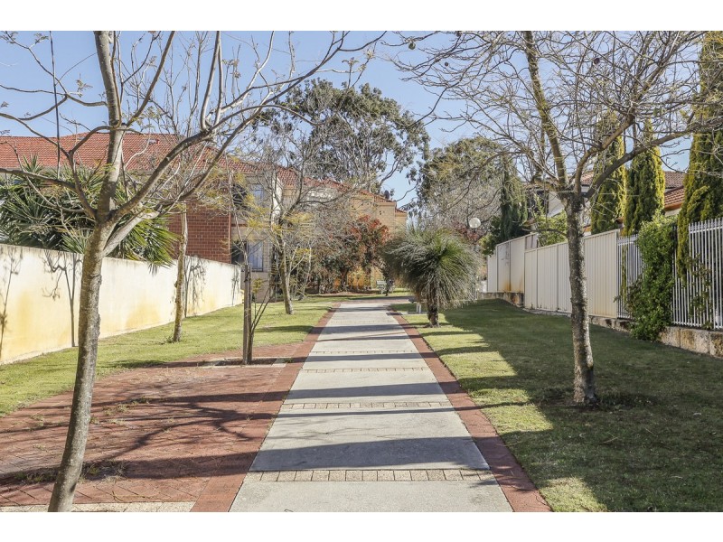 9 Grand Boulevard, Joondalup WA 6027