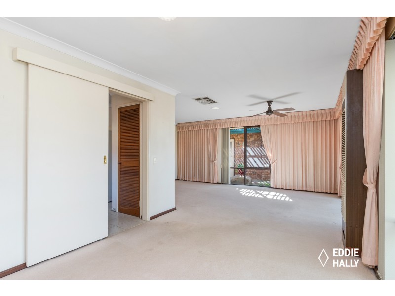 11 Moorhen Drive, Yangebup WA 6164