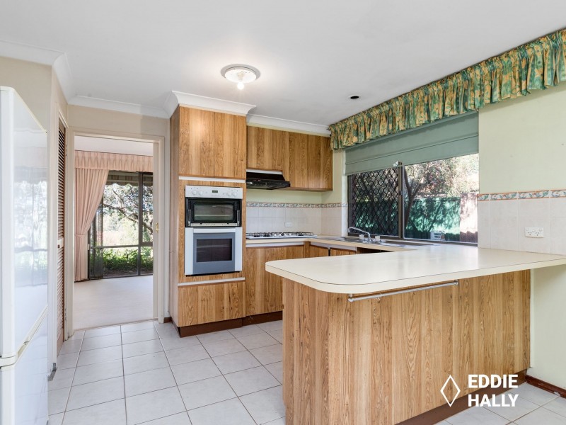 11 Moorhen Drive, Yangebup WA 6164