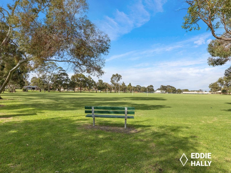 11 Moorhen Drive, Yangebup WA 6164