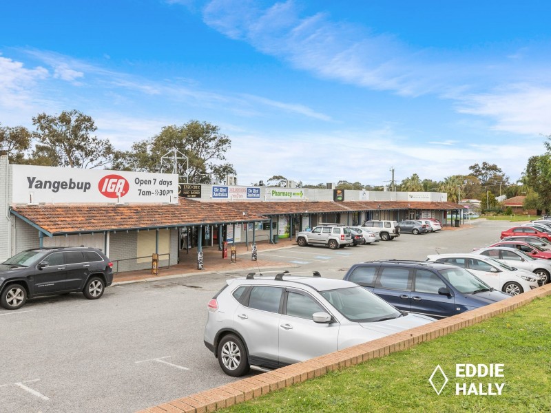 11 Moorhen Drive, Yangebup WA 6164