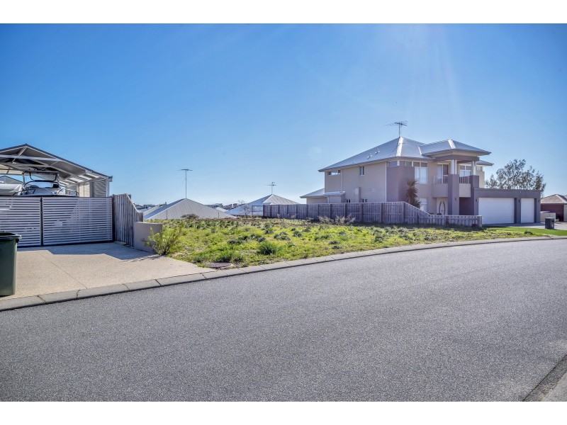 10 Carissa Turn, Halls Head WA 6210