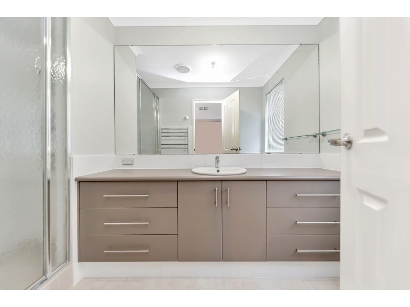 26 Grasshill Grange, Halls Head WA 6210