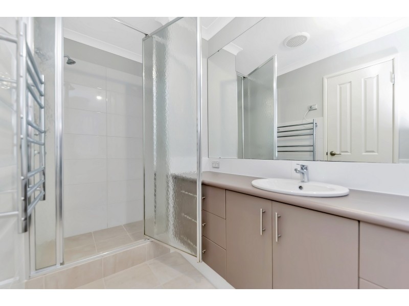 26 Grasshill Grange, Halls Head WA 6210