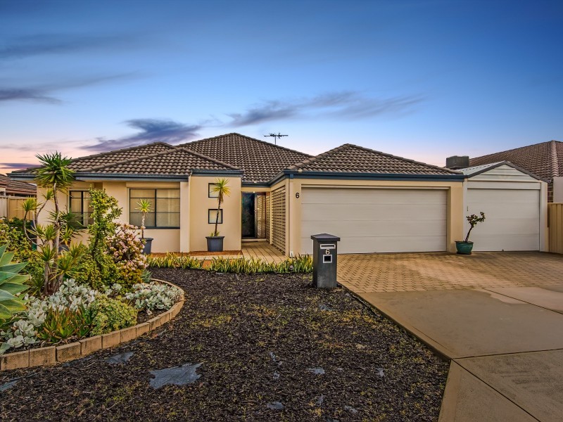 6 Lakewood Grove, Bertram WA 6167