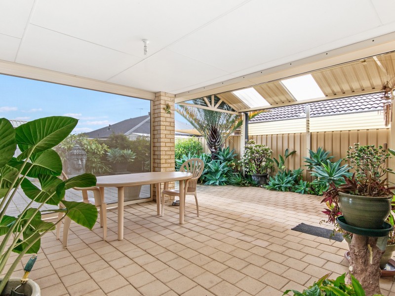 6 Lakewood Grove, Bertram WA 6167