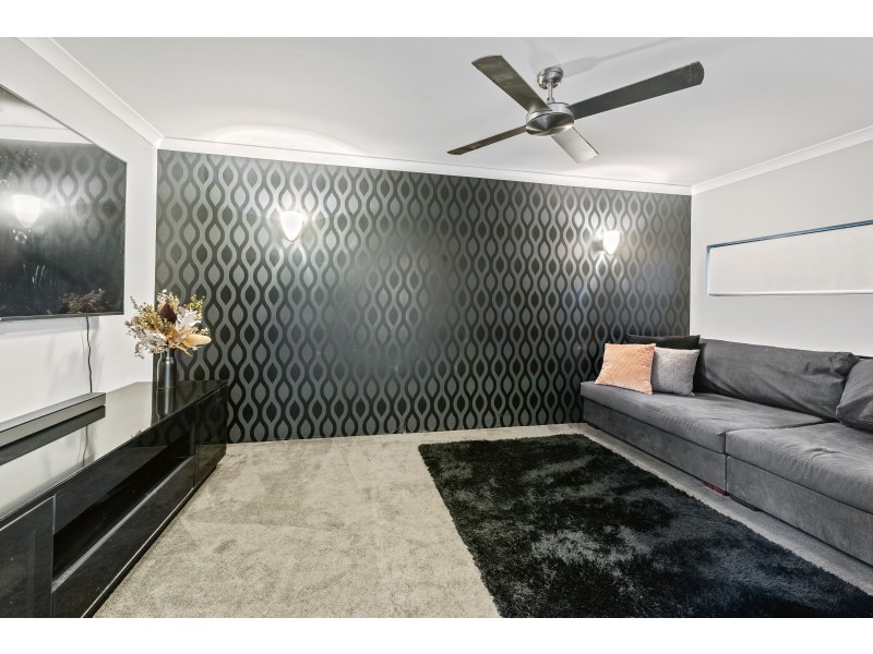 7 Traminer Way, Pearsall WA 6065