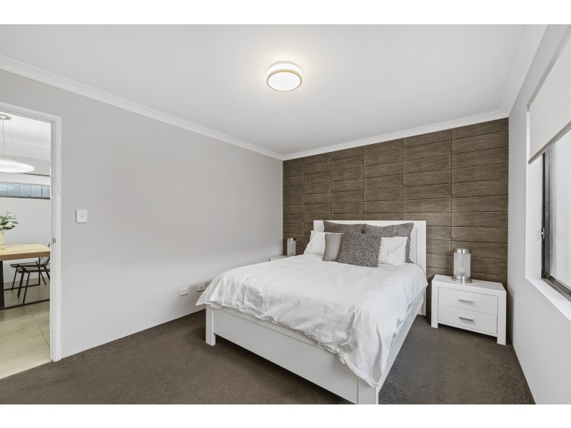 7 Traminer Way, Pearsall WA 6065