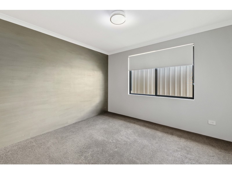 7 Traminer Way, Pearsall WA 6065