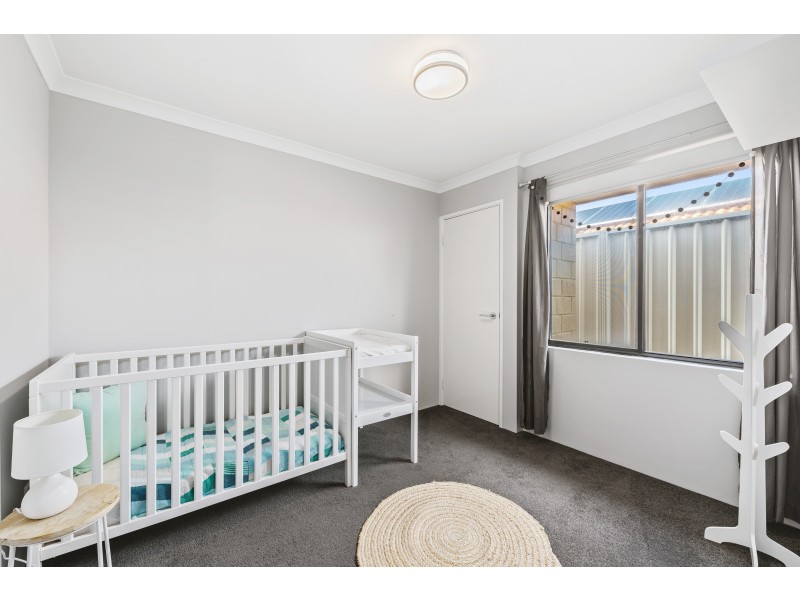 7 Traminer Way, Pearsall WA 6065