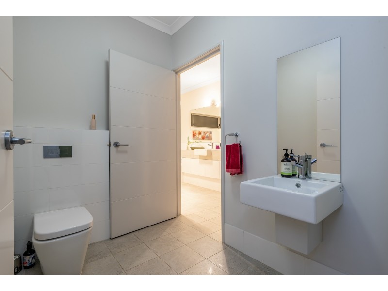 12 Valley Road, Halls Head WA 6210