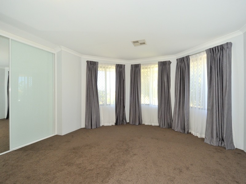 36 Parkfield Boulevard, Bertram WA 6167