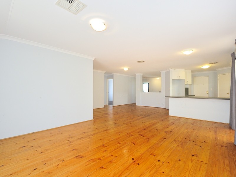 36 Parkfield Boulevard, Bertram WA 6167