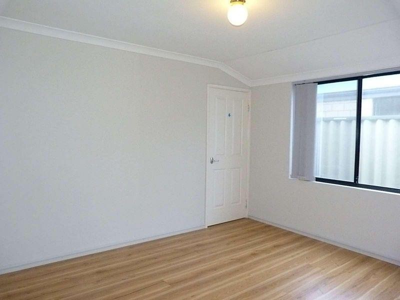 10 Cologne Gardens, Port Kennedy WA 6172