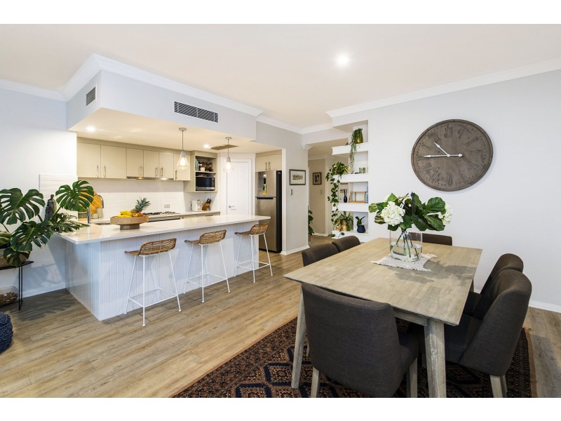 6/1 Breakwater Parade, Mandurah WA 6210