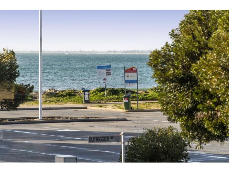 6/1 Breakwater Parade, Mandurah WA 6210