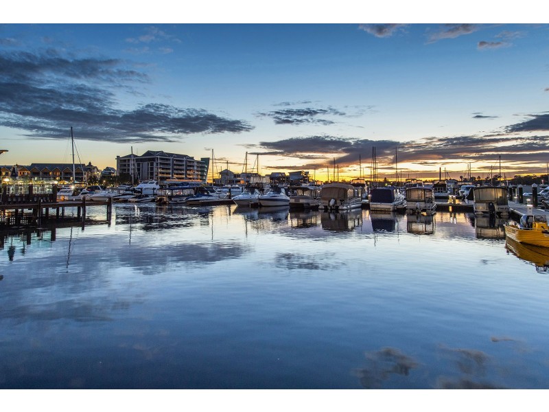 6/1 Breakwater Parade, Mandurah WA 6210