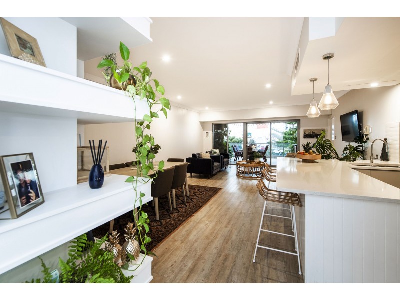 6/1 Breakwater Parade, Mandurah WA 6210