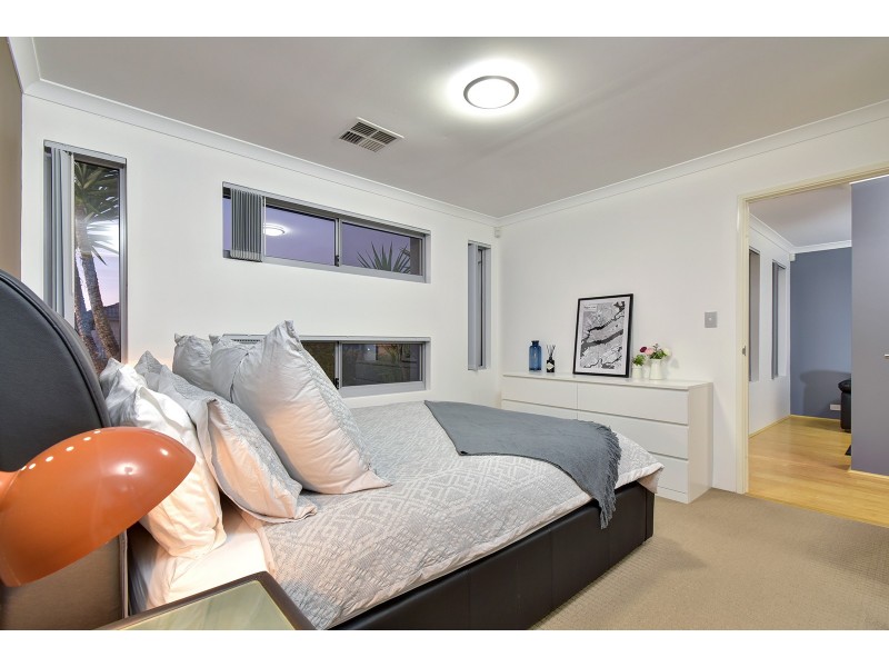 25 Sessilis Road, Banksia Grove WA 6031