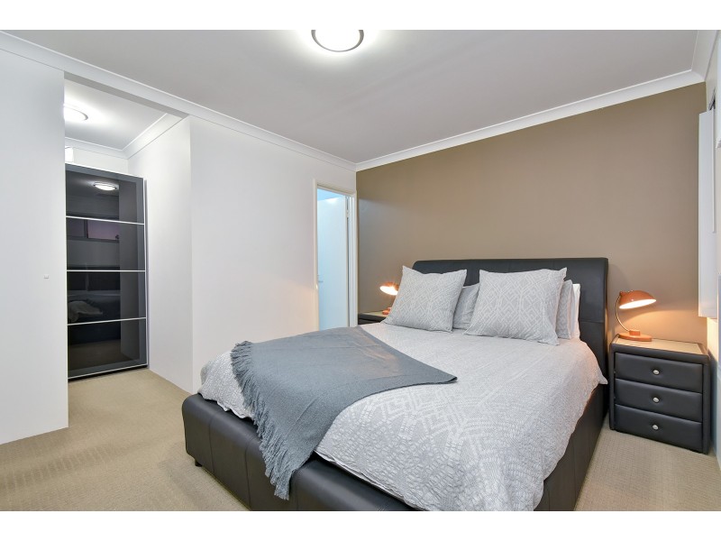 25 Sessilis Road, Banksia Grove WA 6031