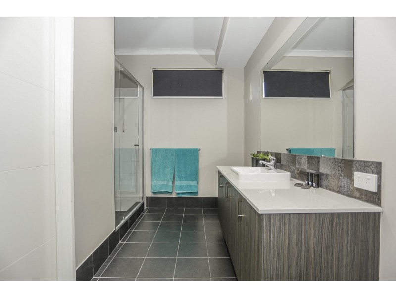 154 ST Stephens Crescent, Tapping WA 6065