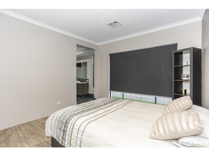 154 ST Stephens Crescent, Tapping WA 6065