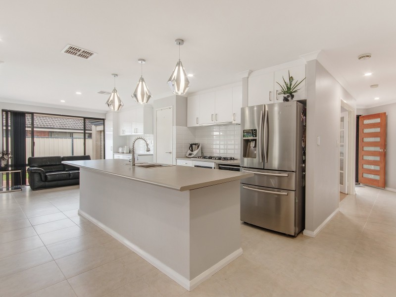 14 Centennial Avenue, Bertram WA 6167