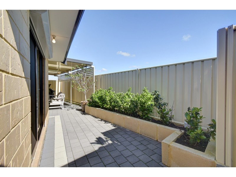 29 Shiraz Boulevard, Pearsall WA 6065