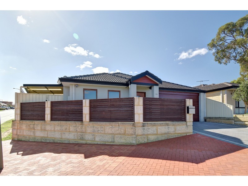 29 Shiraz Boulevard, Pearsall WA 6065