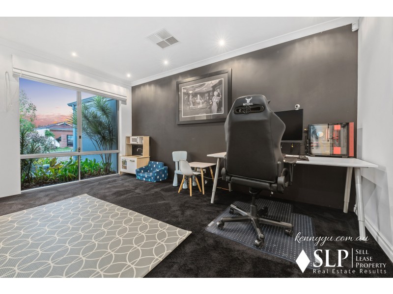 38 Hollins Bend, Madeley WA 6065