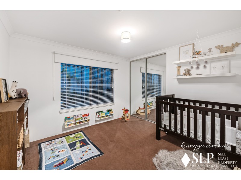 38 Hollins Bend, Madeley WA 6065