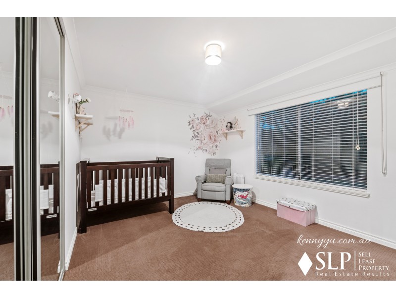 38 Hollins Bend, Madeley WA 6065