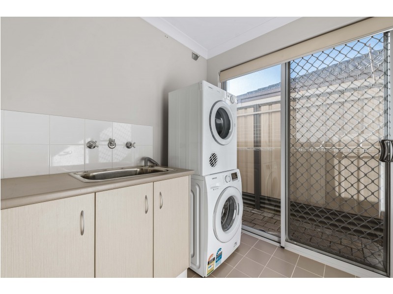 23 Verteramo Way, Hocking WA 6065