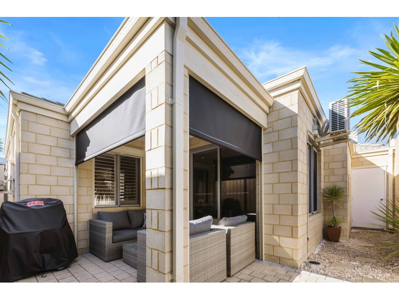 23 Verteramo Way, Hocking WA 6065