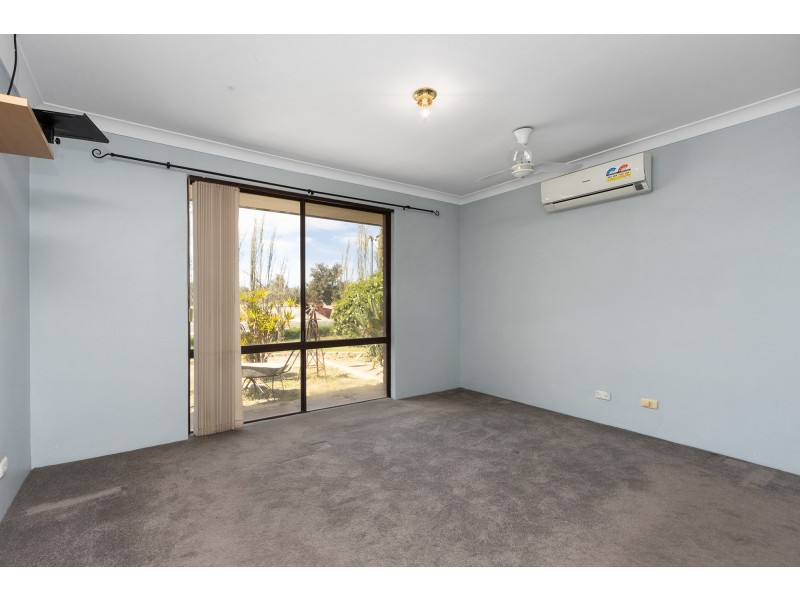 12 McKenzie Street, Muchea WA 6501