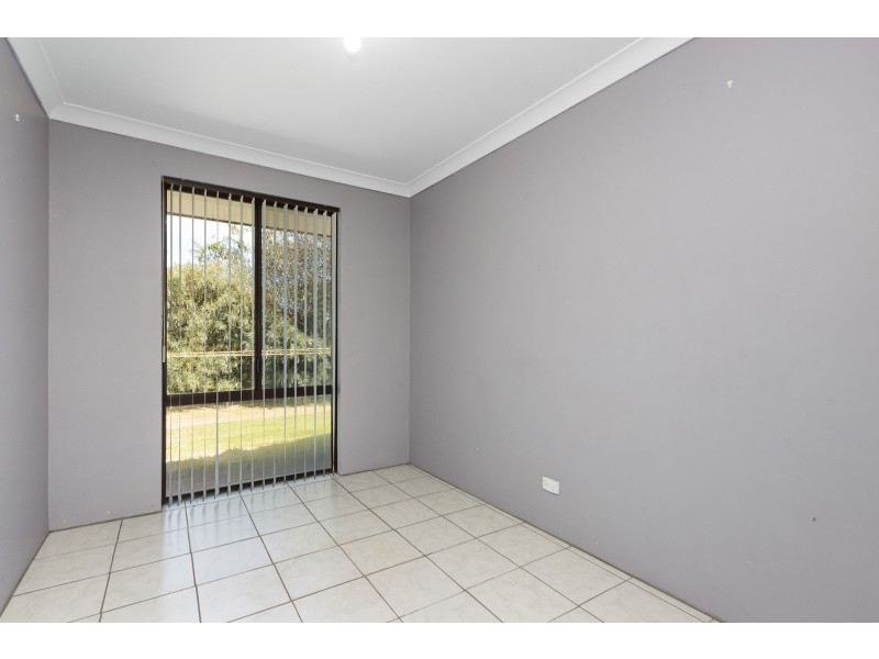 12 McKenzie Street, Muchea WA 6501